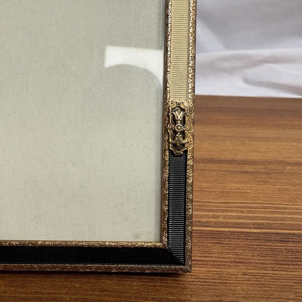 Vintage Brass Tone 5x7 Picture Frame Black & White Ribbon Trim Glass Easel Back